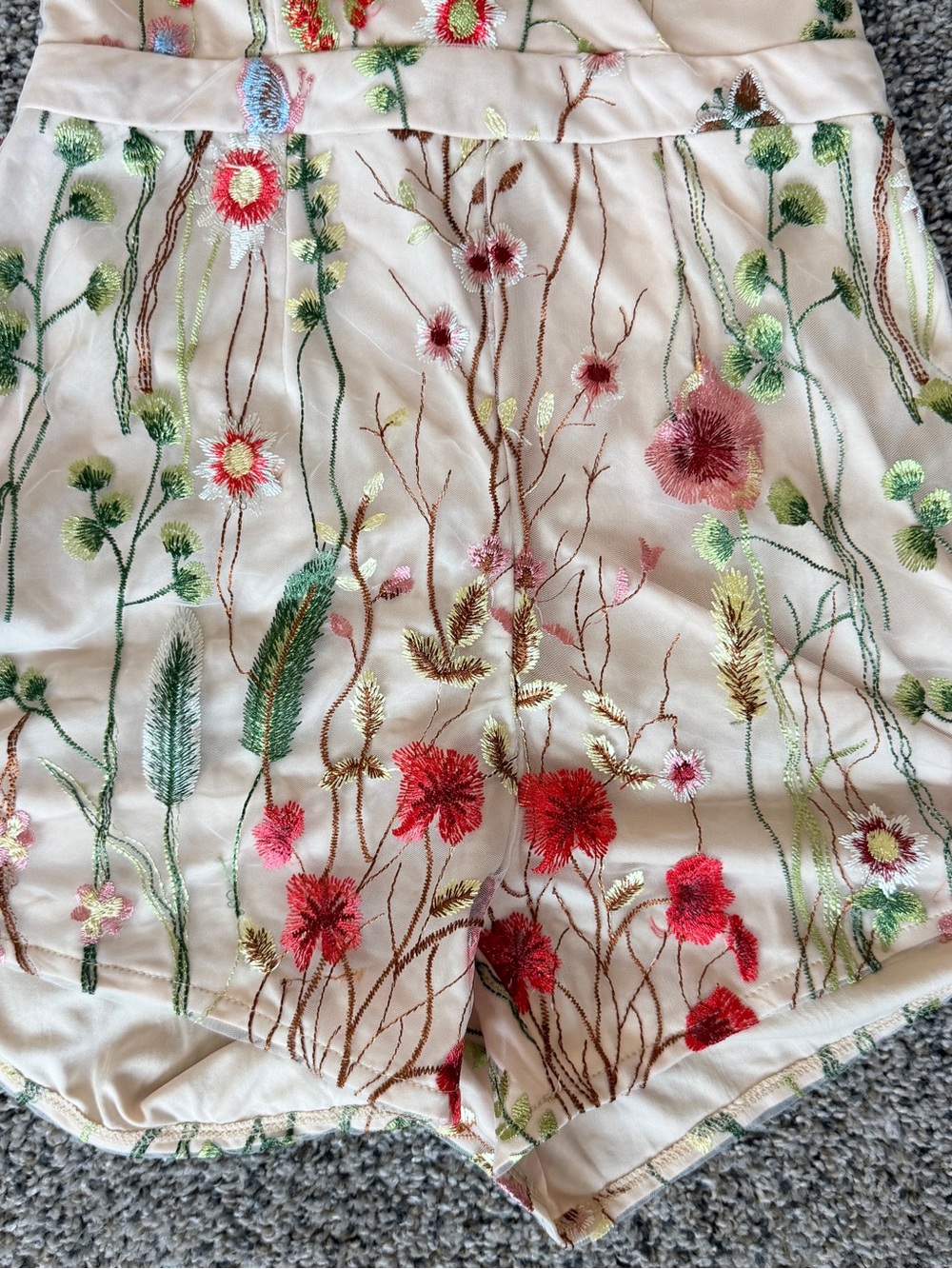 Selfie Leslie Cream Floral Embroidered Satin Romper - Picture 3 of 8